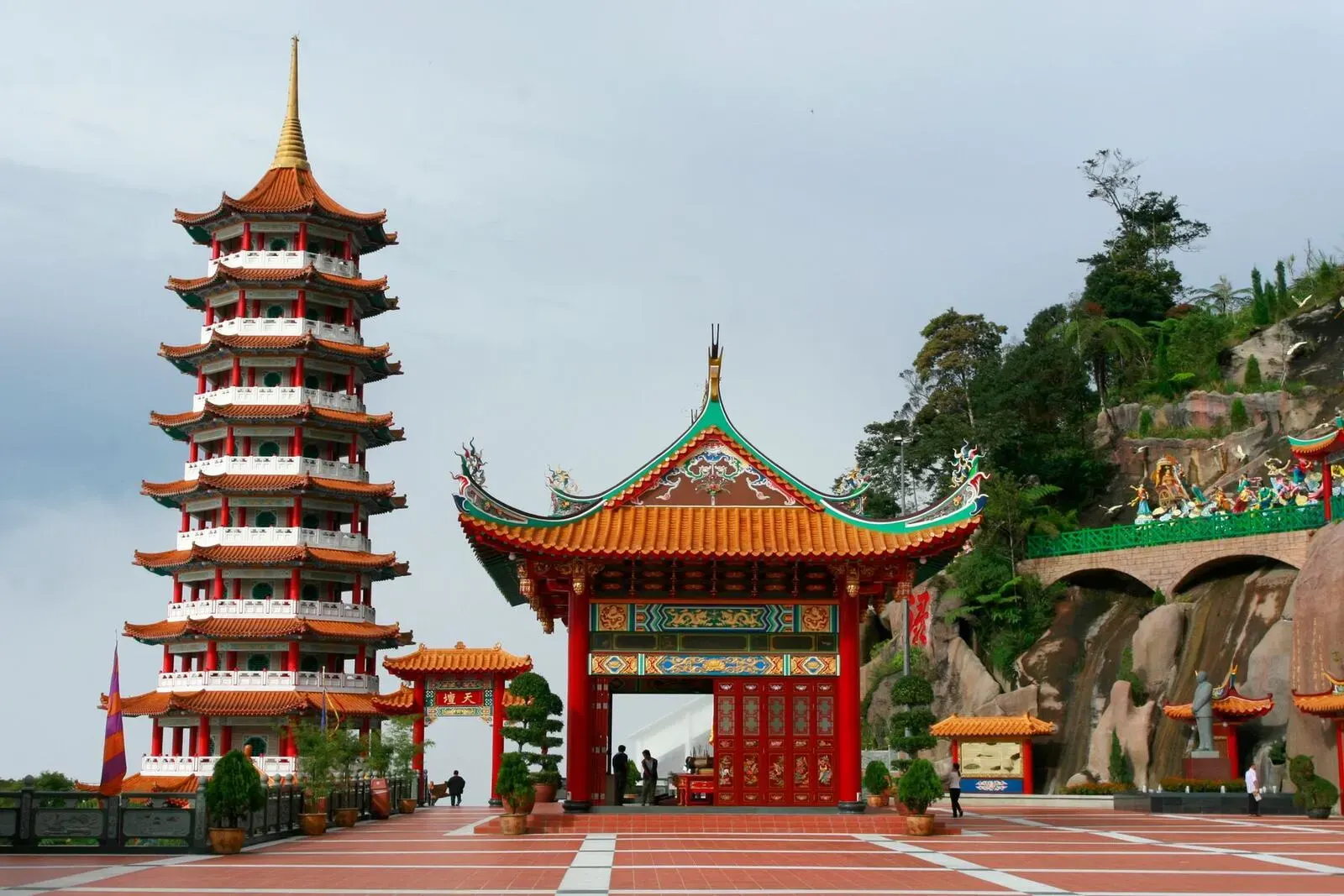 A hillside temple among the mist at Genting Highlands